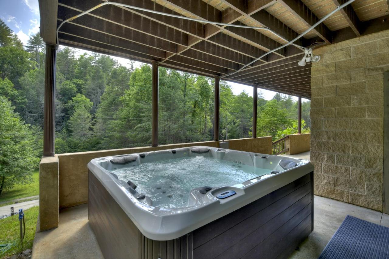 The Chariot - Creek Front With Hottub, Fire Pits, Billiards, Ev Charger - Sandalwood Stays Blue Ridge Eksteriør billede