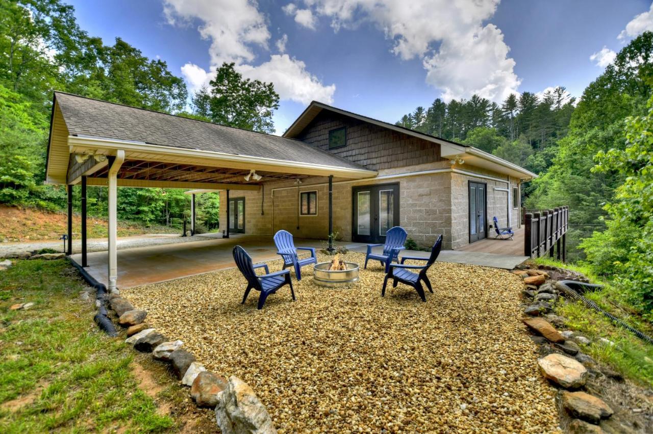 The Chariot - Creek Front With Hottub, Fire Pits, Billiards, Ev Charger - Sandalwood Stays Blue Ridge Eksteriør billede